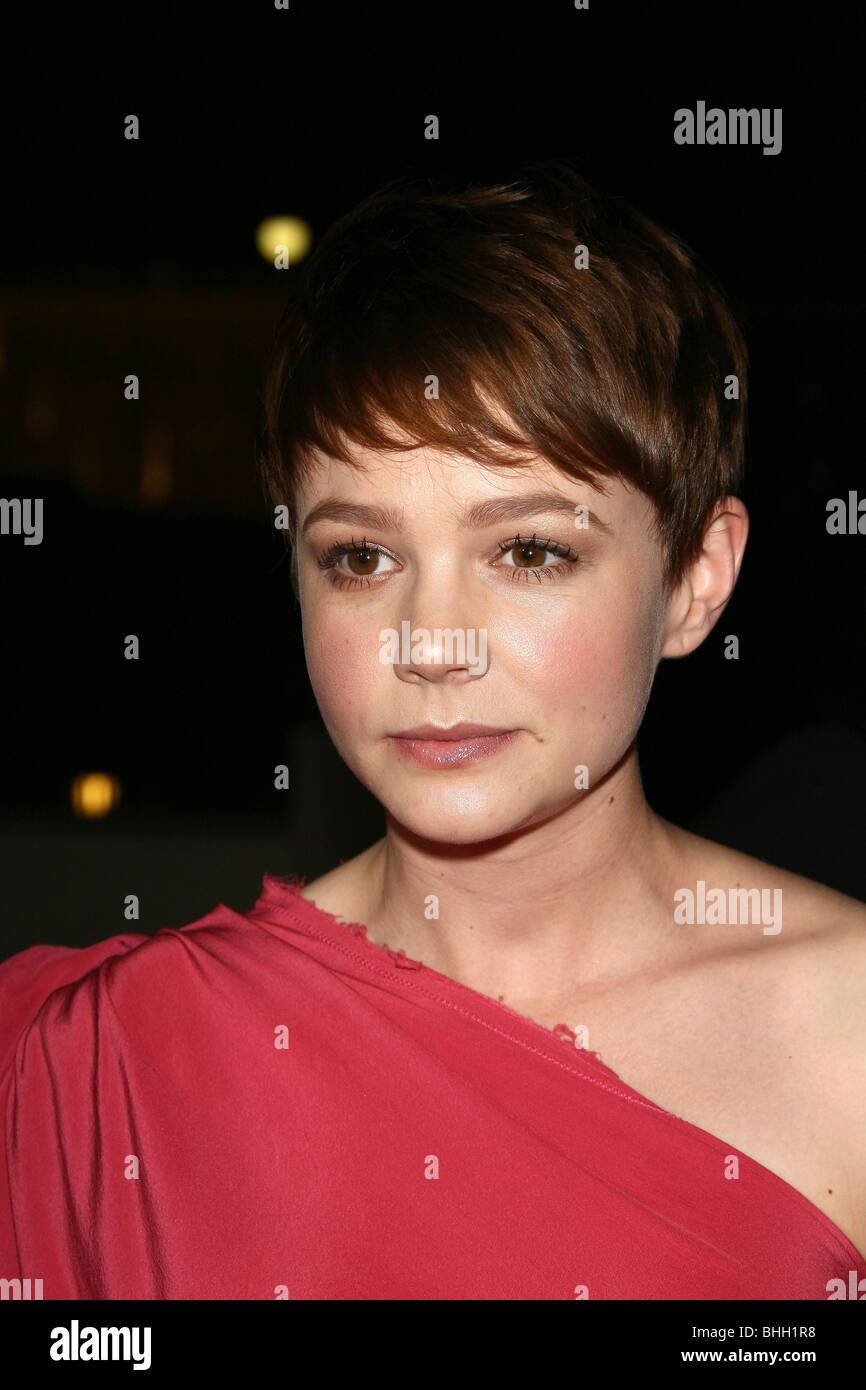 CAREY MULLIGAN 62ND ANNUAL DIRECTORS GUILD OF AMERICA OUTSIDE ARRIVALS