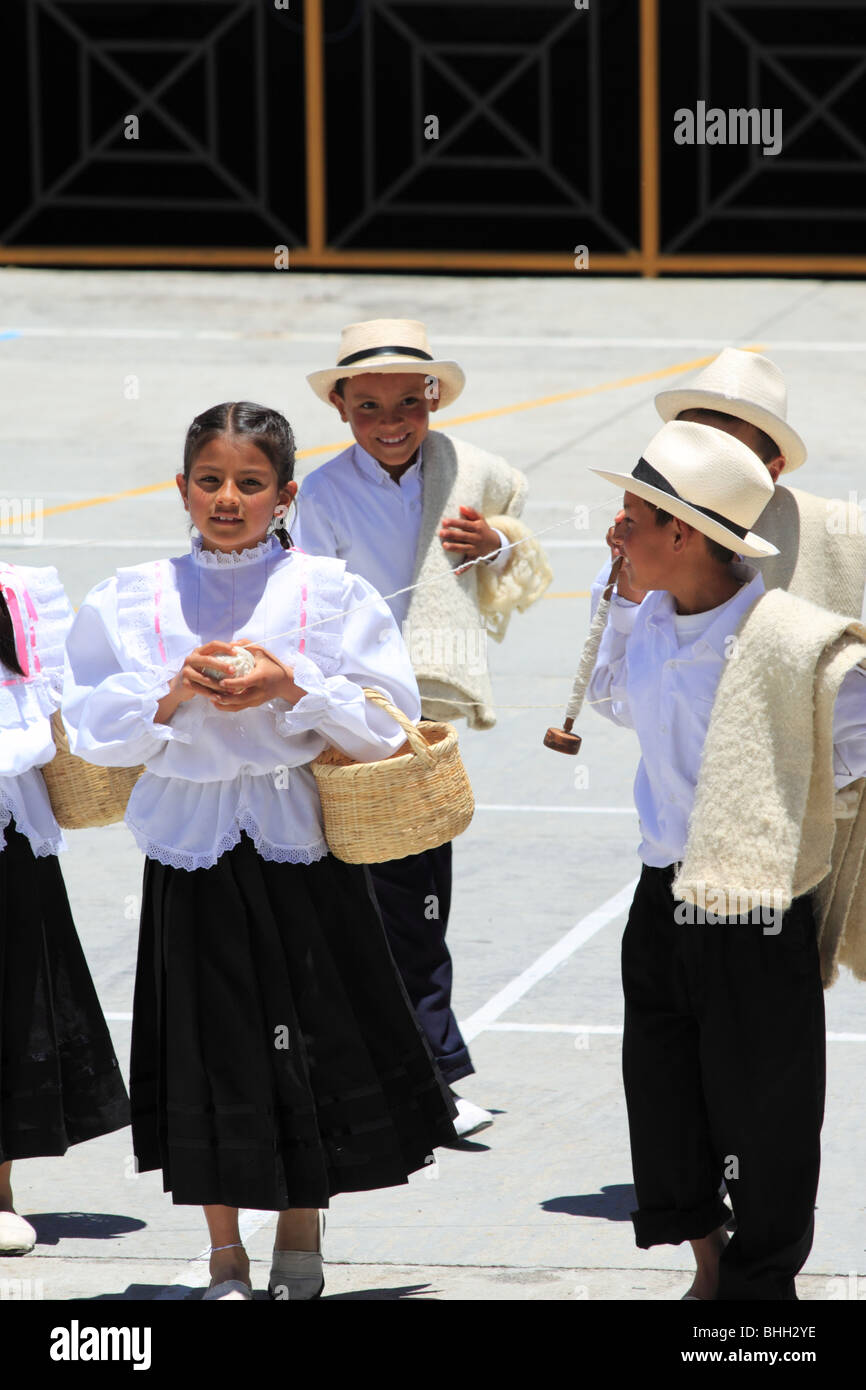 Dance tradition colombia hi-res stock photography and images - Alamy