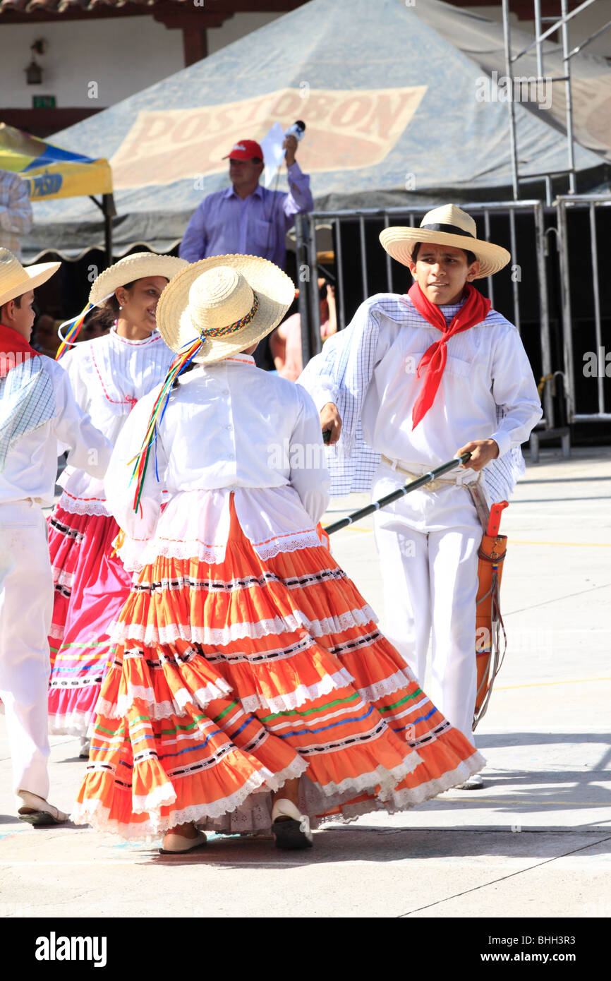 Dance tradition hi-res stock photography and images - Alamy