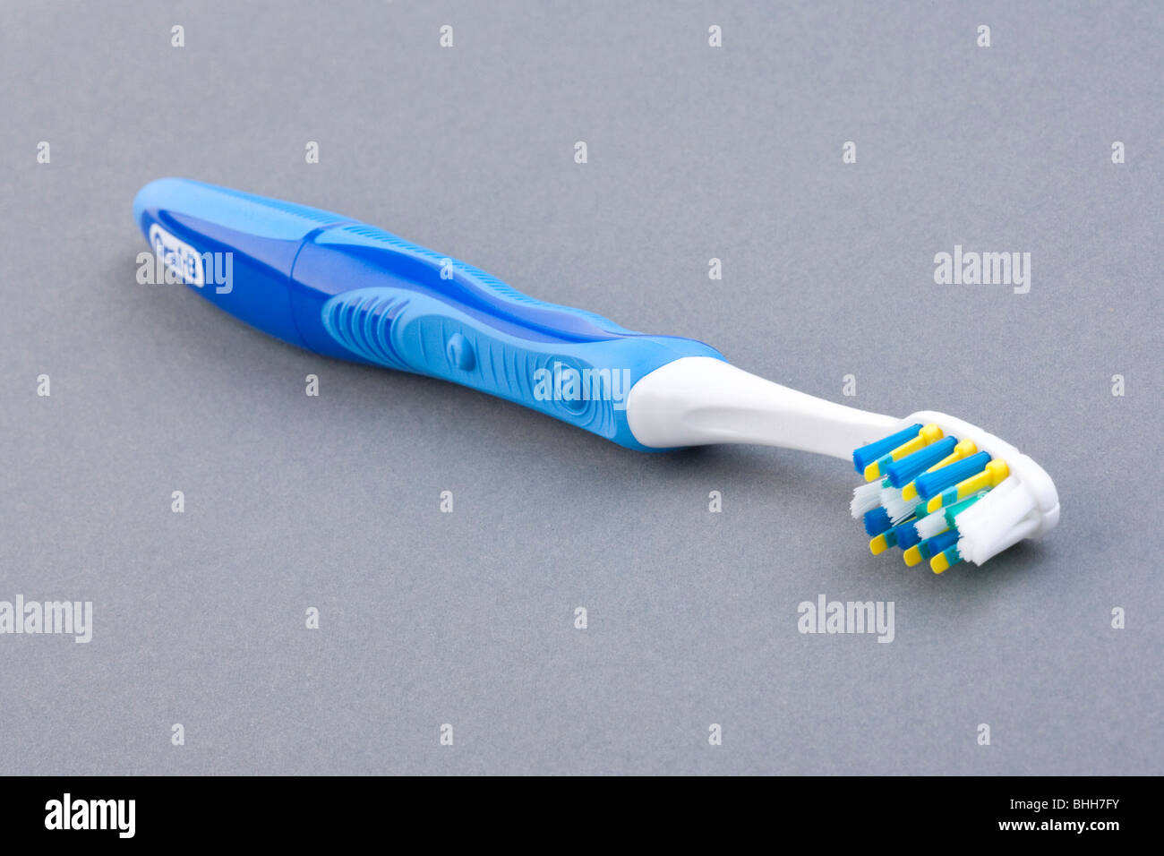 disposable battery toothbrush