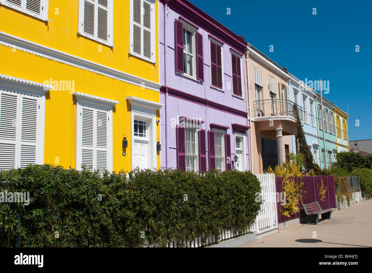 Colorful homes in Chile's Port City of Valparaiso Stock Photo Alamy