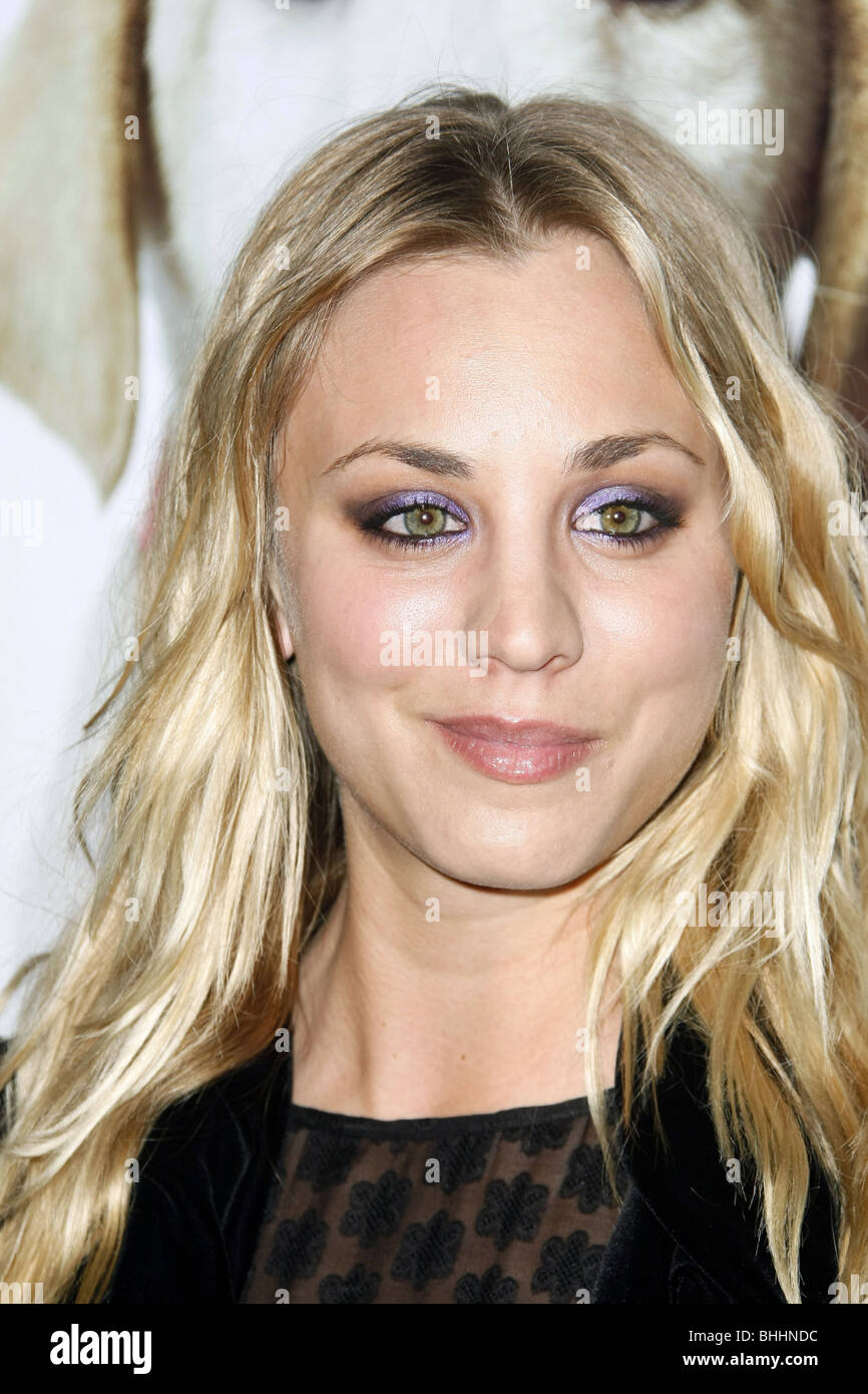 KALEY CUOCO MARLEY & ME PREMIERE LOS ANGELES CA USA 11 December 2008