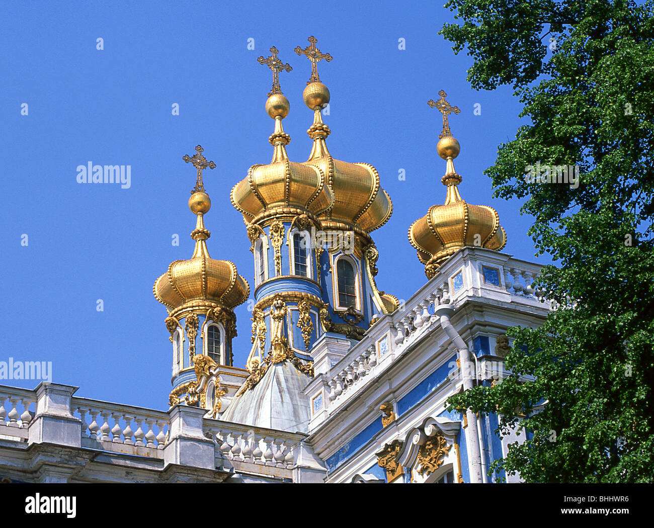 View of golden onion domes, The Catherine Palace, Pushkin, Saint Petersburg, Northwestern Region, Russia Stock Photo