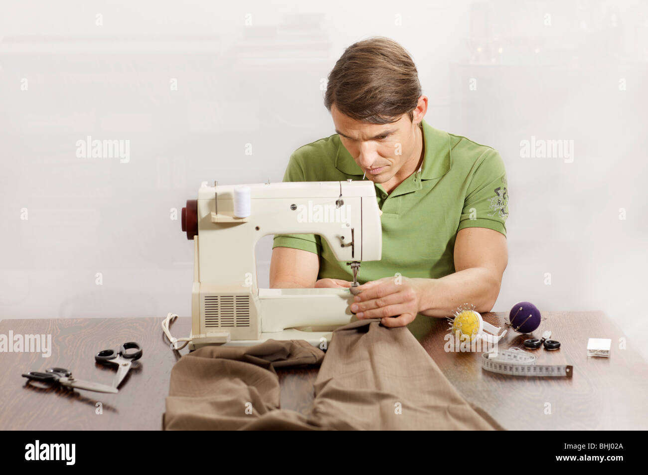 tailor at work Stock Photo Alamy