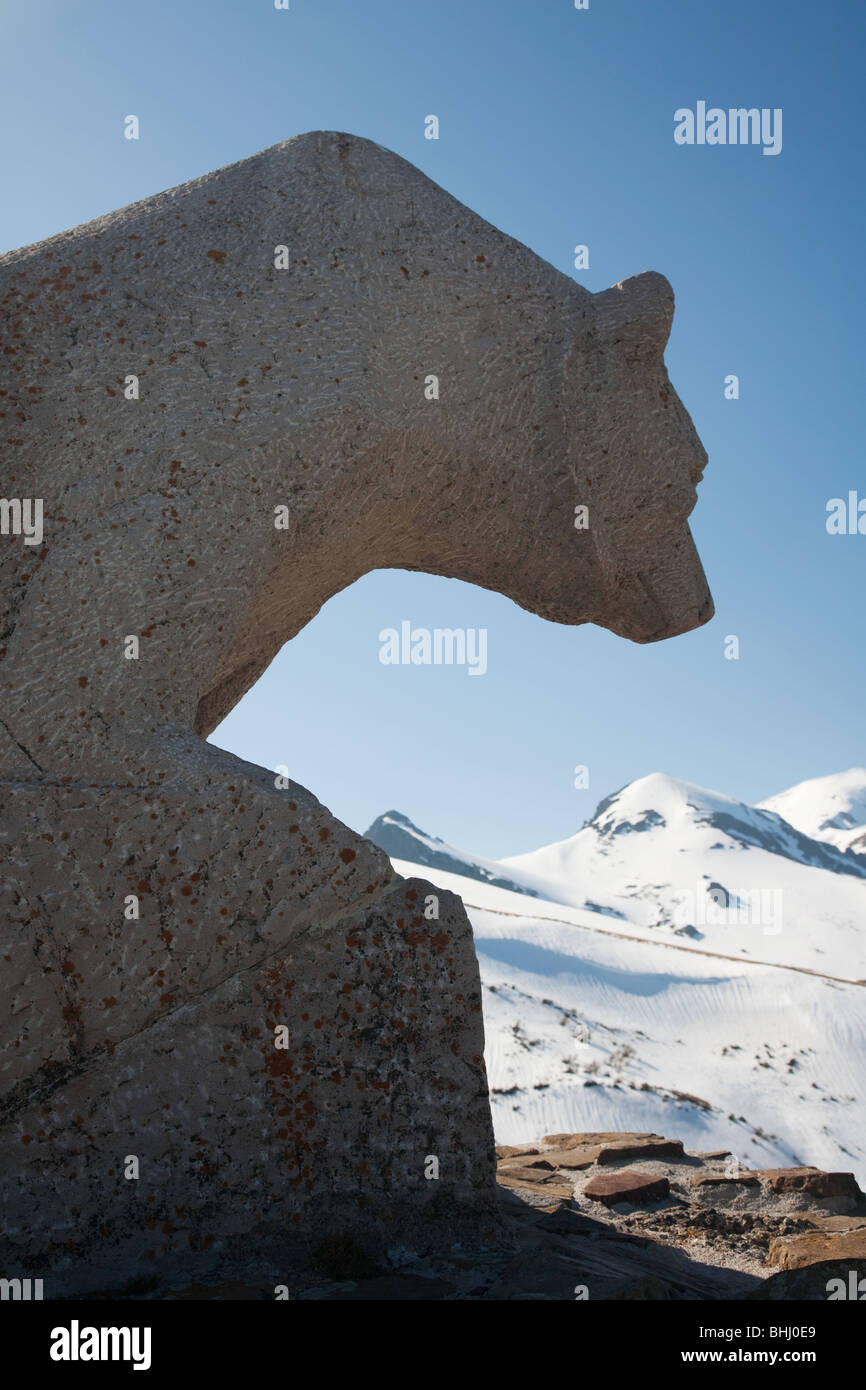 Statue of a stone bear in the Picos de Europa Stock Photo