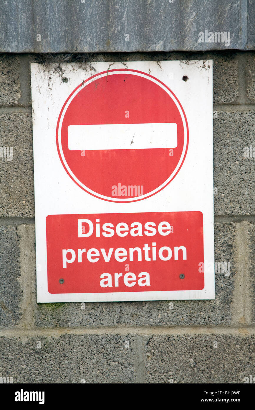 No Entry Sign Disease Prevention area outside pig unit on farm Stock Photo
