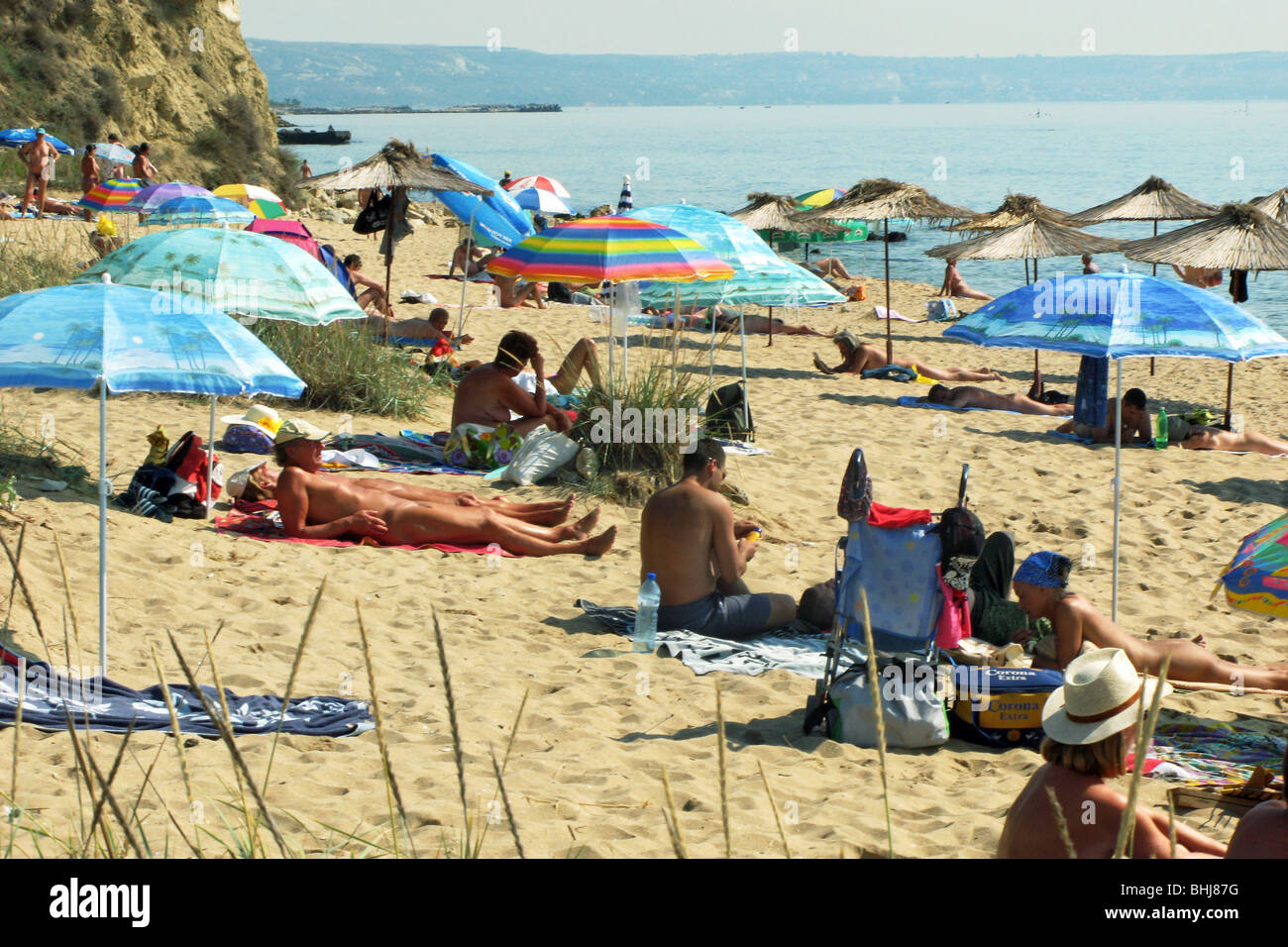 NUDIST BEACH ON THE BLACK SEA, GOLDEN SANDS, VARNA, BULGARIA, EUROPE Stock  Photo - Alamy