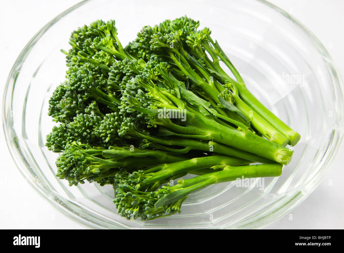 Bowl of tenderstem broccoli spears hires stock photography and images Alamy