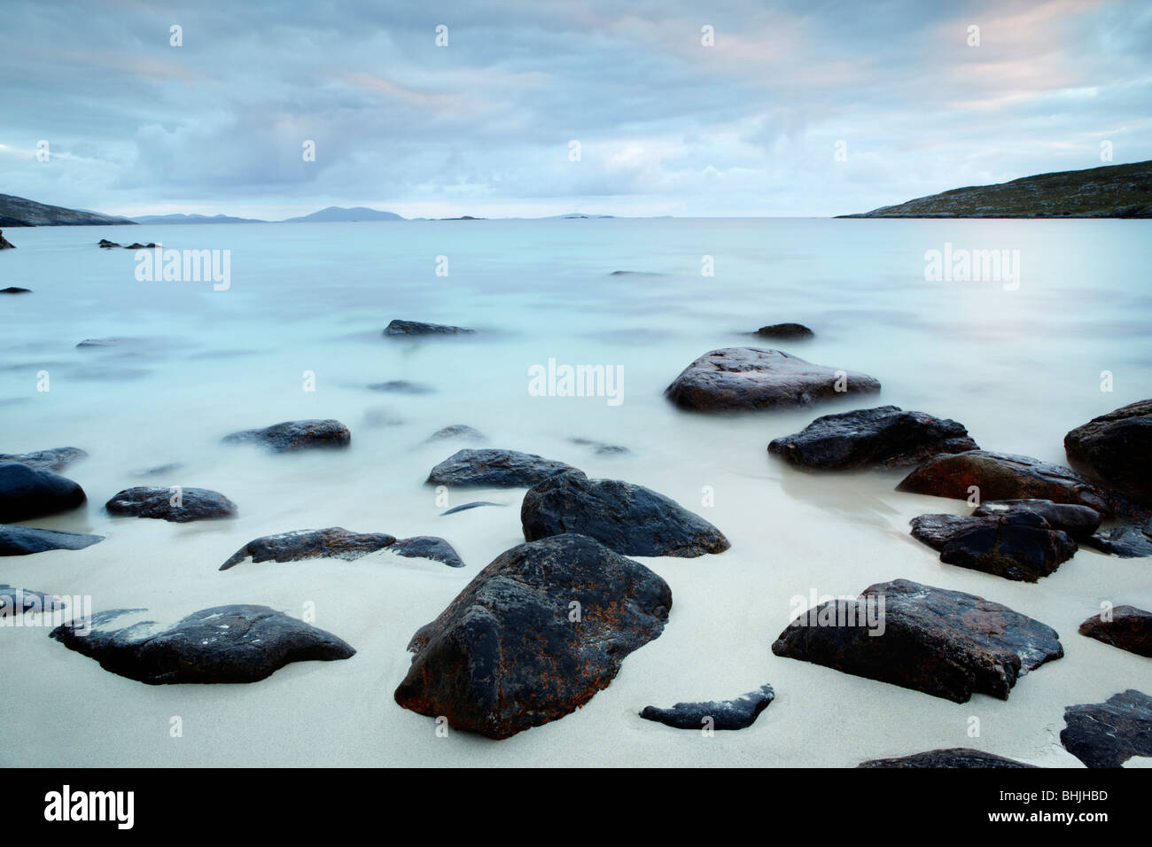 Twilight on the beach at Huisinis on the west coast of Harris in the Outer Hebrides of Scotland Stock Photo