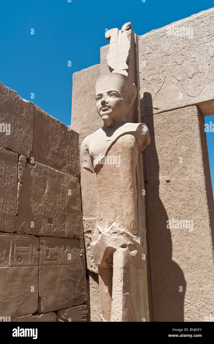 Statue of the Deity Amun Ra, Karnak Temple Complex, Luxor Egypt Stock Photo 28069971 Alamy
