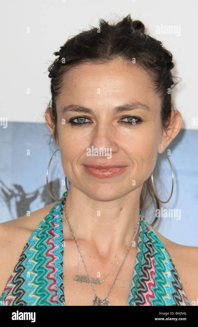 Justine Bateman'S Urgent Plea: California Needs Strong Leadership - ru7pn2f