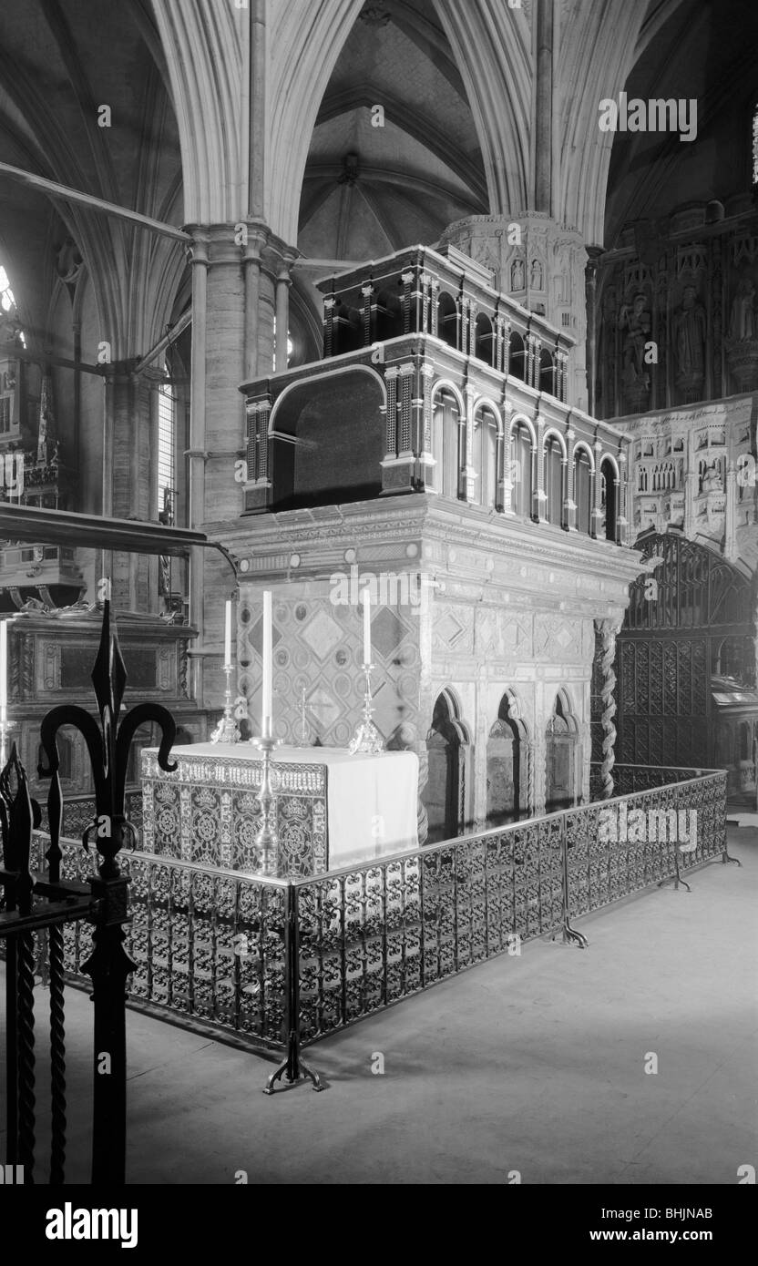 Shrine of Edward the Confessor, Westminster Abbey, London, 1945-1980. Artist: Eric de Maré Stock Photo