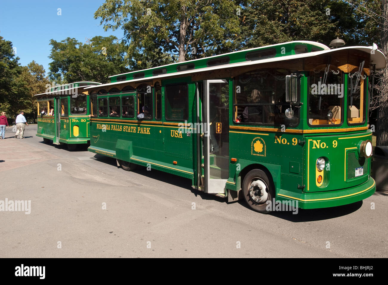 Niagara Falls State Park green Scenic Trolley, NY, USA Stock Photo - Alamy