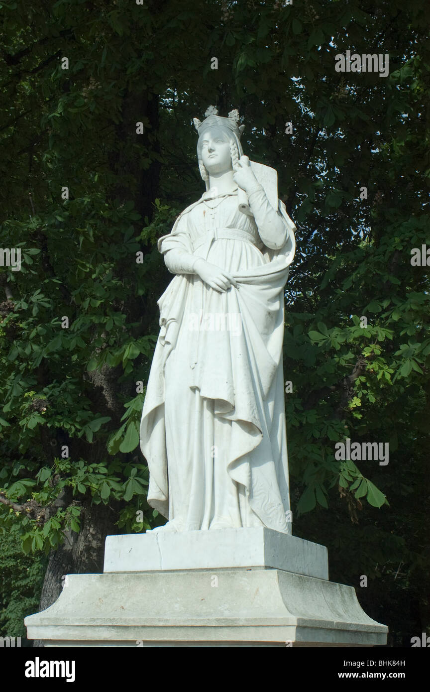 Marble sculpture female figure hires stock photography and images Alamy