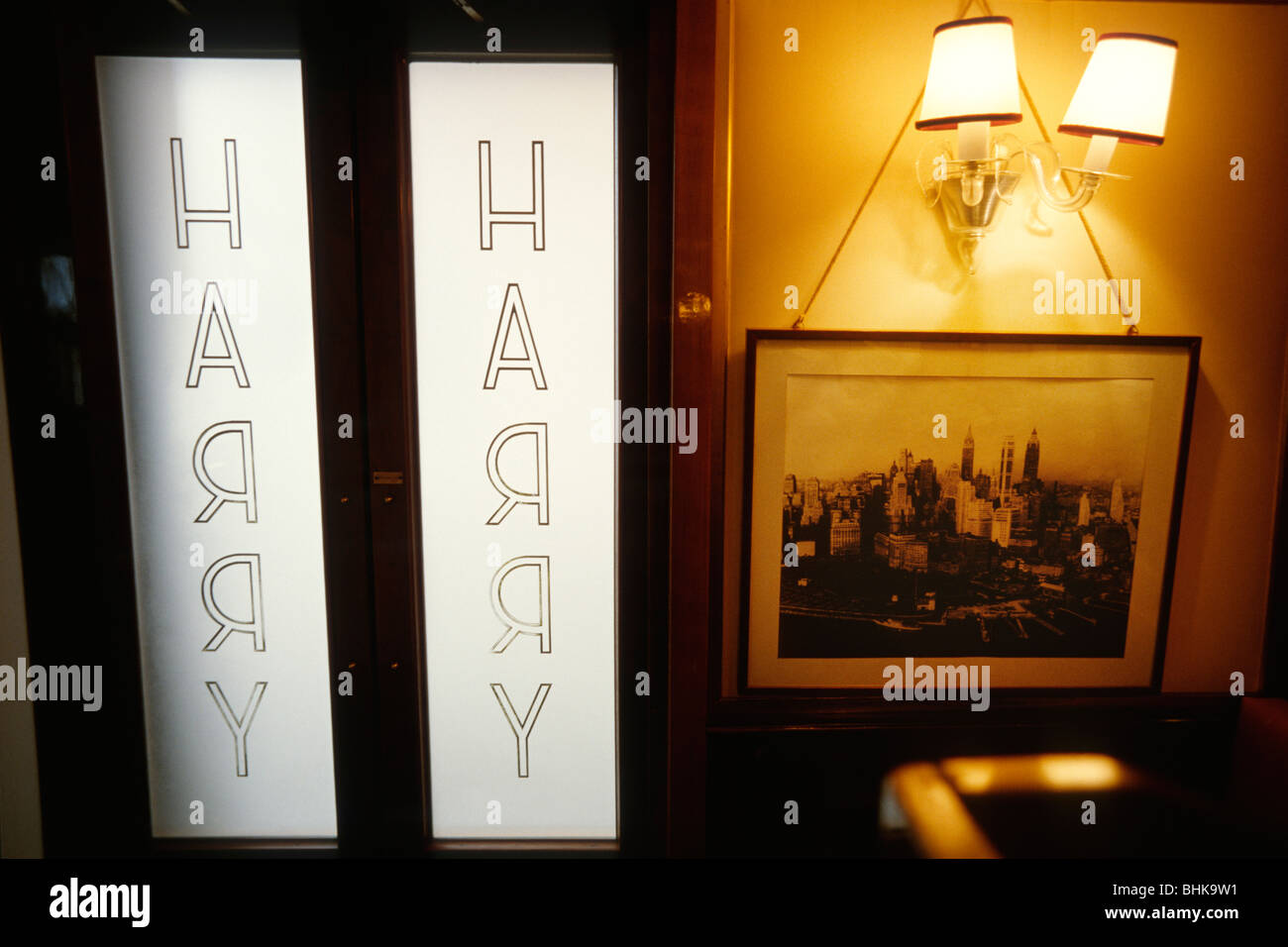 Venice, Italy. Harry's Bar, founded by Giuseppe Cipriani in 1931. Stock Photo