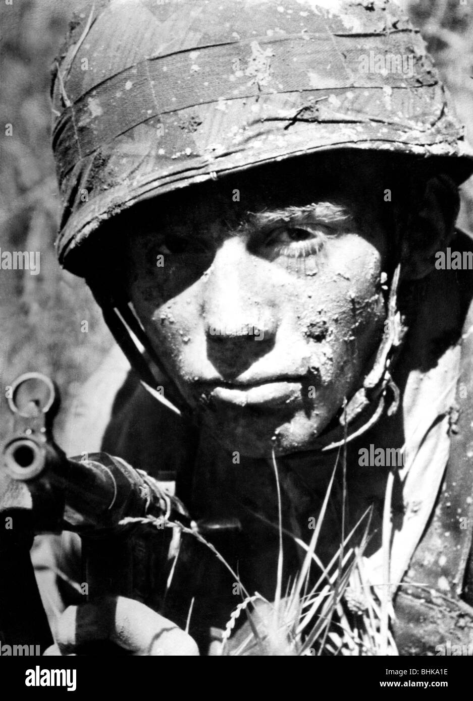 events, Second World War / WWII, German Wehrmacht, portrait of a paratrooper, circa 1943, Stock Photo
