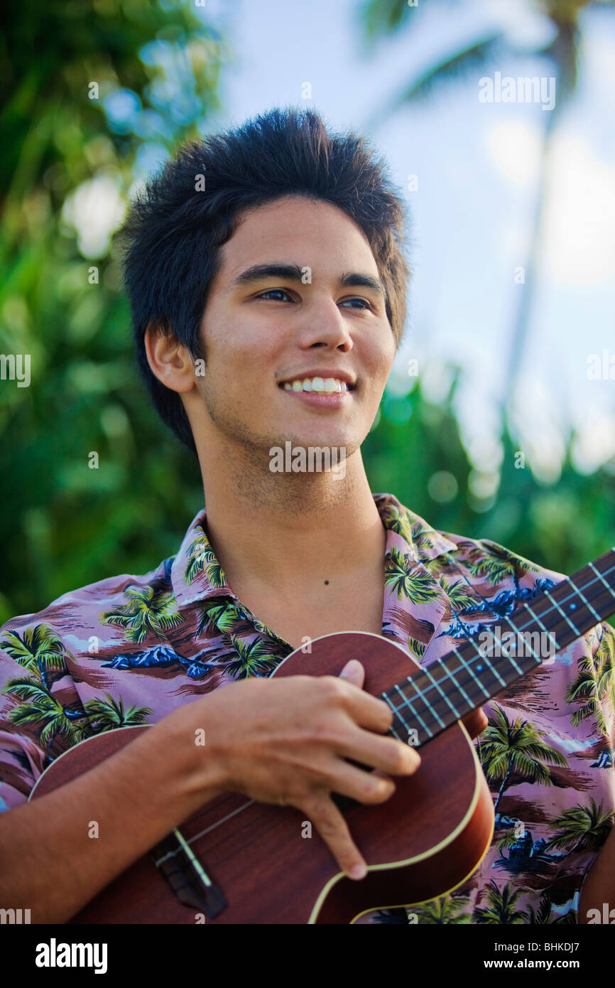 Hawaiian ukulele hires stock photography and images Alamy