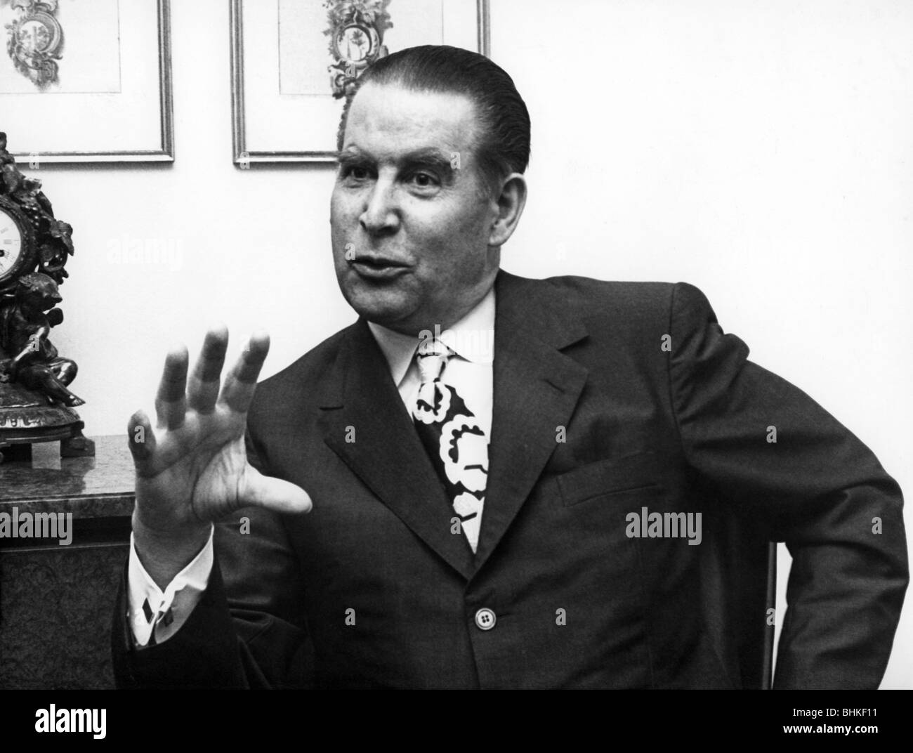 Schroeder, Gerhard, 11.10.1910 - 31.12.1989, German politician (CDU), Chairman of the Board of Foreign Affairs 1969 - 1980, during an interview, early 1970s, , Stock Photo