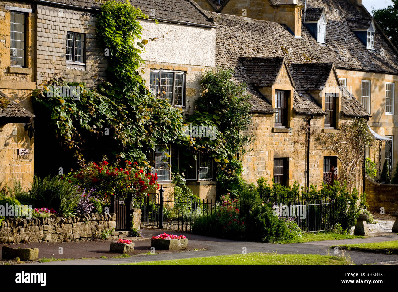 Cottages in Broadway, Cotswolds, Worcestershire, England, UK Stock Photo