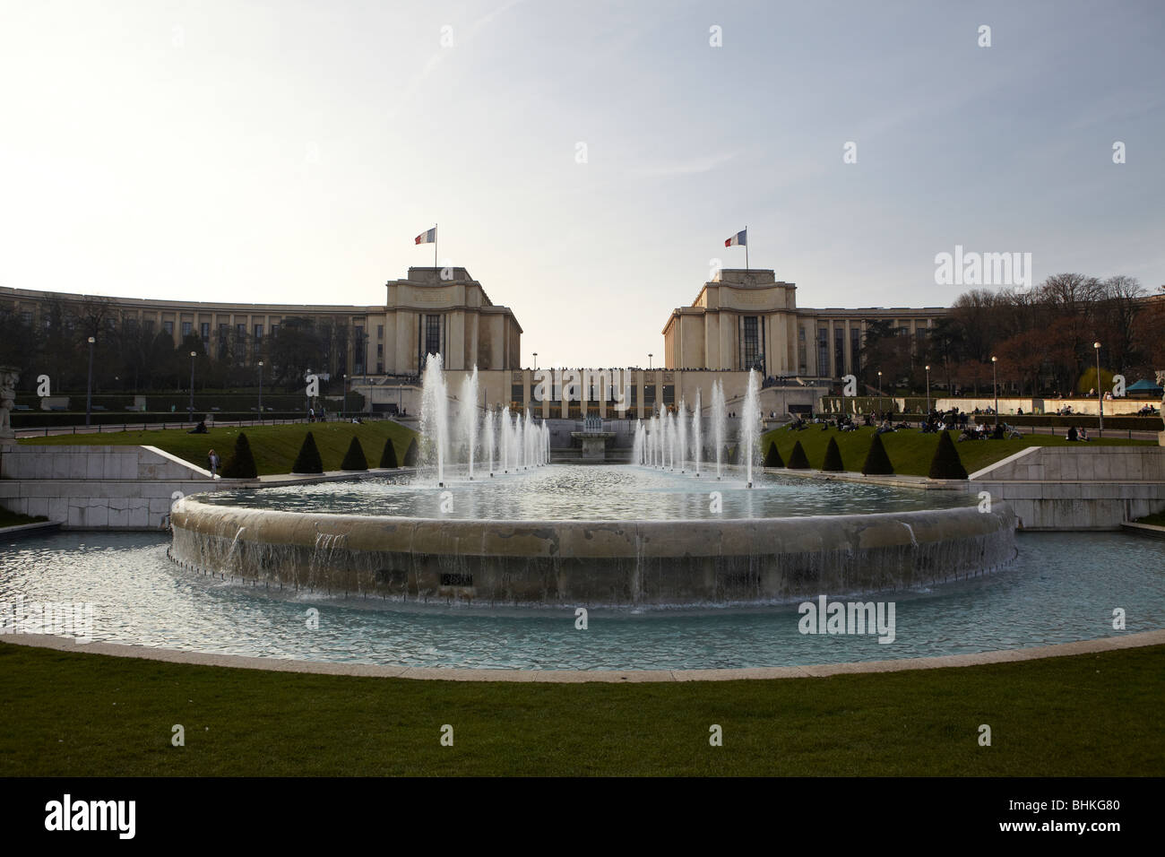 Fountains in the centre of Paris, France Stock Photo Alamy