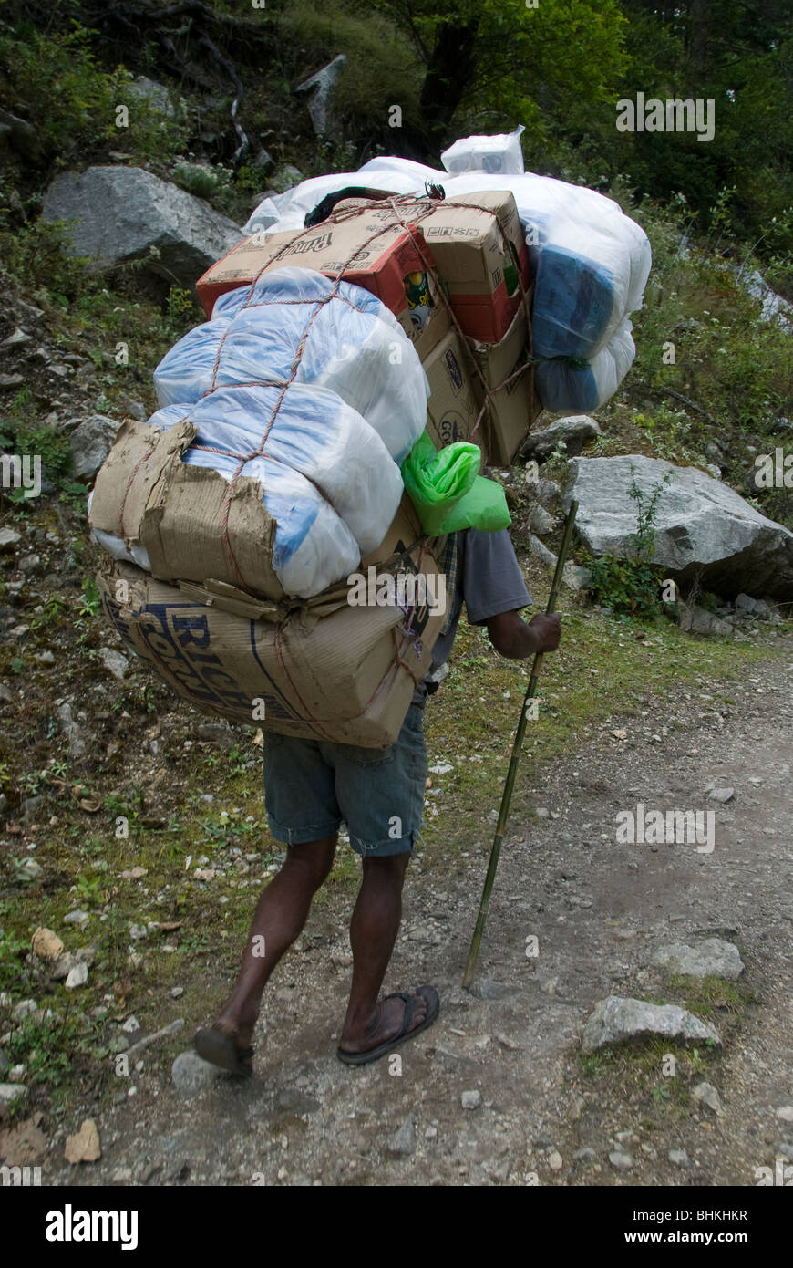 Porter carry heavy load hi-res stock photography and images - Alamy