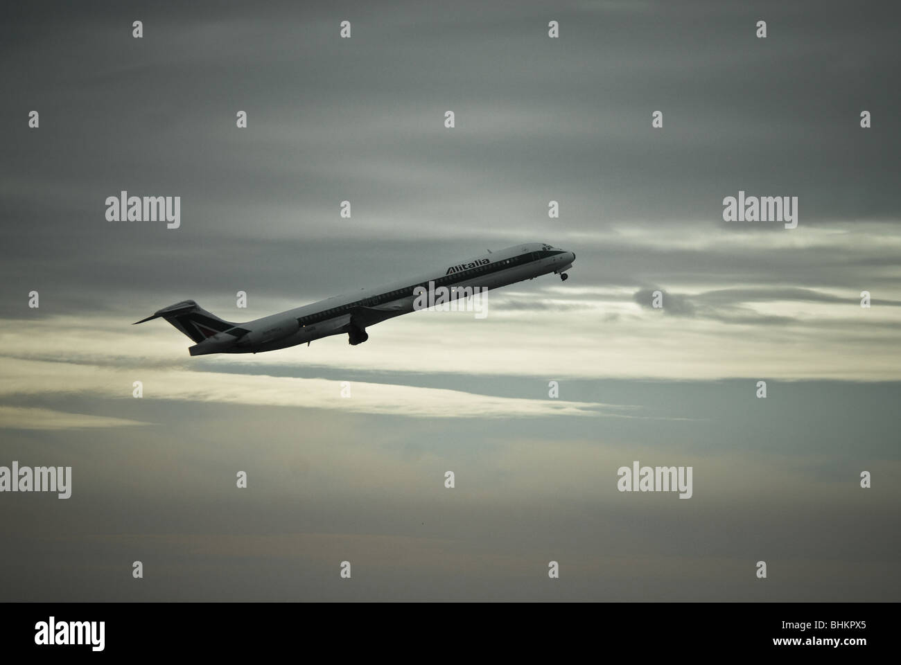 A plane takes off from an airport Stock Photo - Alamy