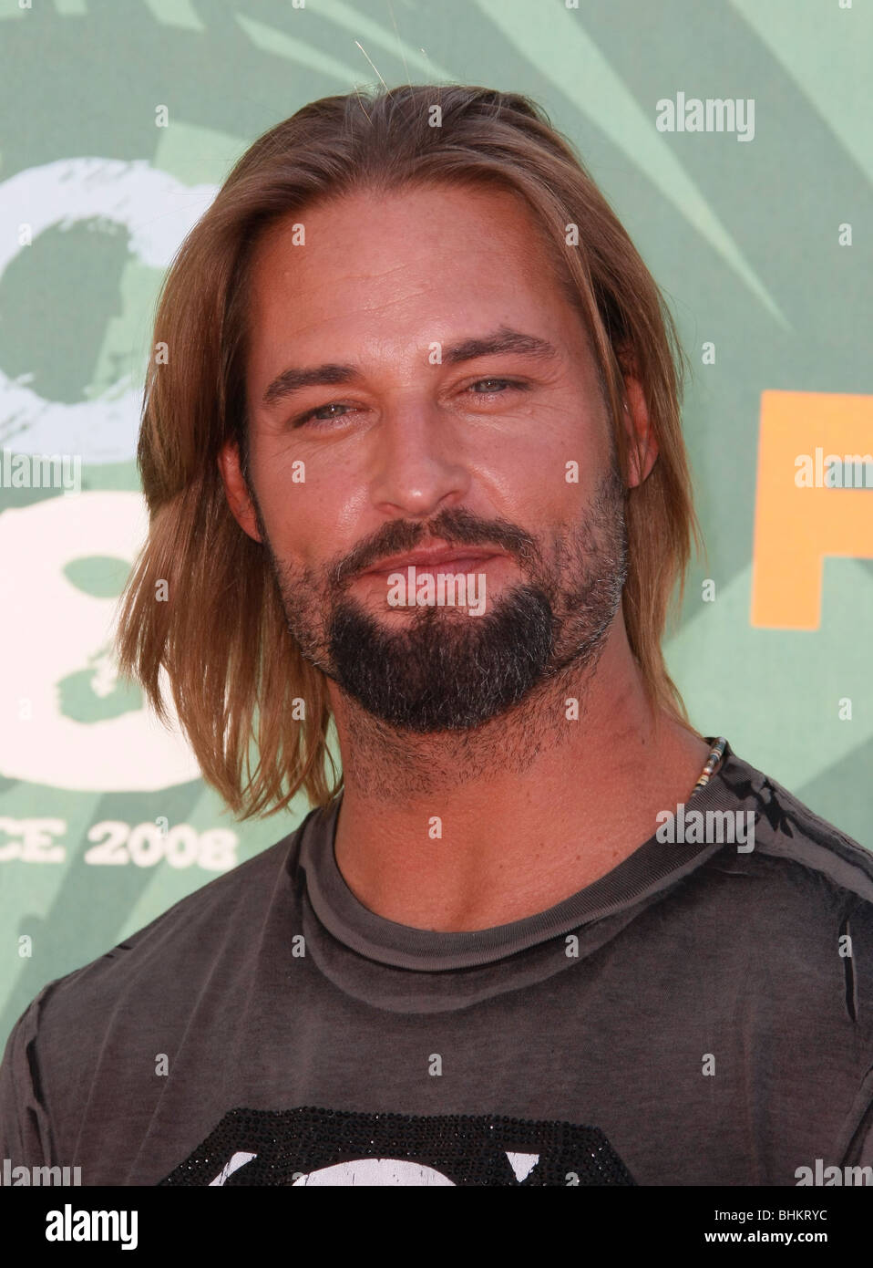 JOSH HOLLOWAY TEEN CHOICE 2008 RED CARPET BURBANK LOS ANGELES CA USA 03