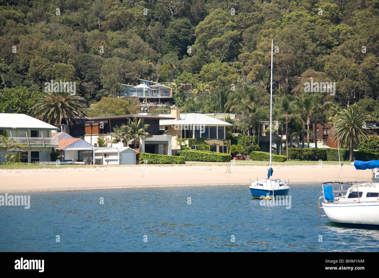 waterfront homes at palm beach sydney Stock Photo Alamy