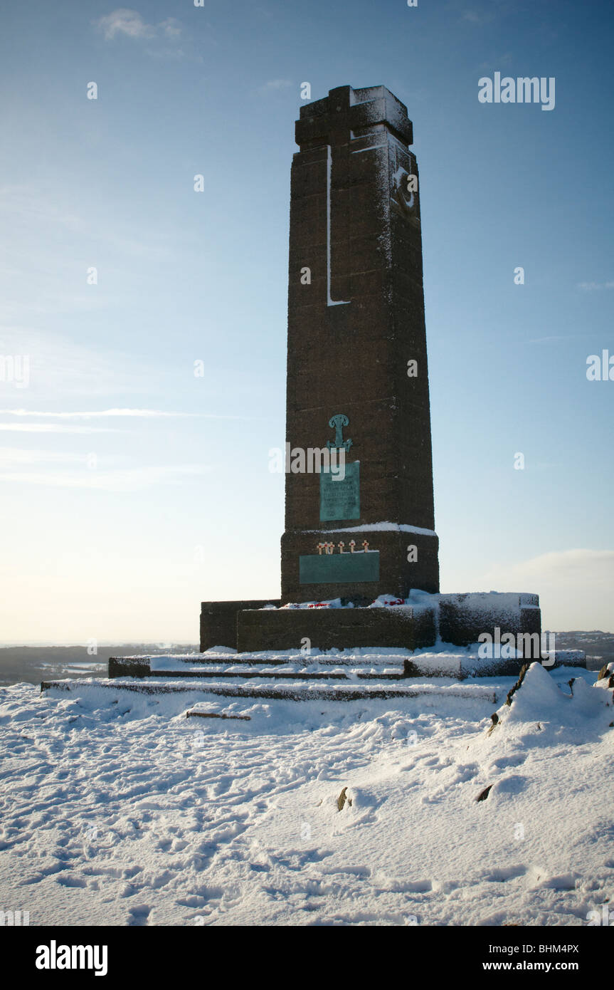 Snowy Winter Scene at the War Memorial at Bradgate Park, Newtown Linford, Leicestershire Stock Photo