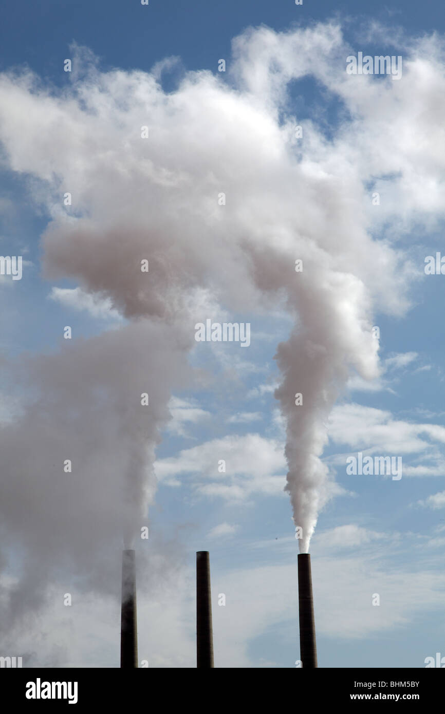 Air pollution smoke stacks hi-res stock photography and images - Alamy