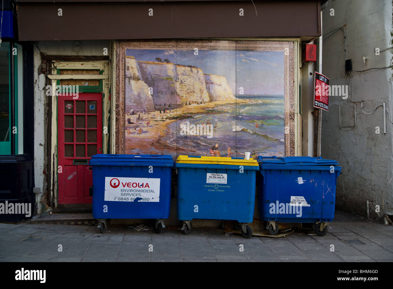 Mural with bins in Brighton Stock Photo Alamy