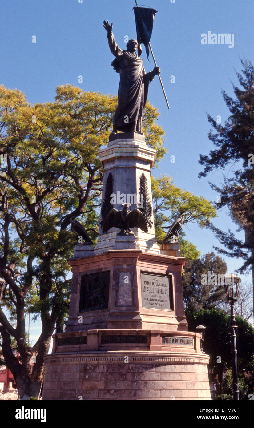 Statue of Miguel Hidalgo in Dolores Hidalgo, Guanajuato, Mexico. Miguel Hidalgo was a leader in the Mexican War of Independence Stock Photo