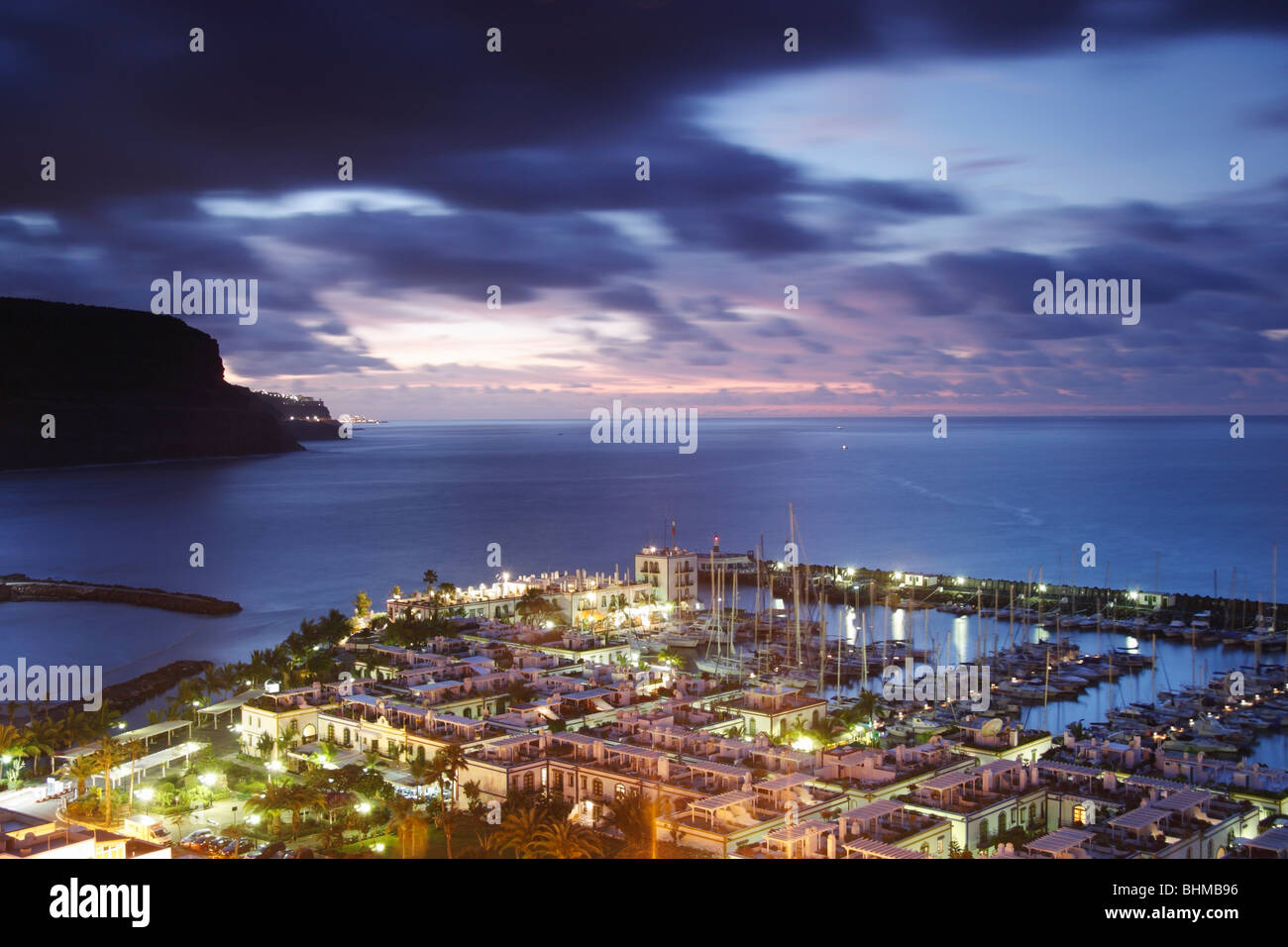 Puerto mogan harbor sunset hi-res stock photography and images - Alamy