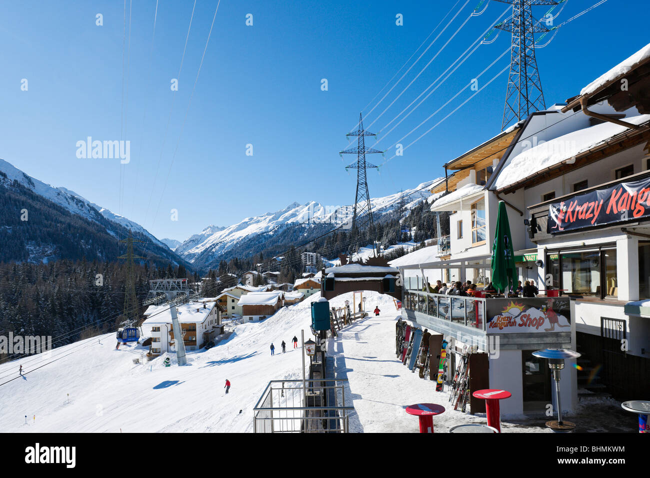 The popular Krazy Kanguruh mountain bar and restaurant, St Anton, Arlberg ski region, Vorarlberg, Austria Stock Photo