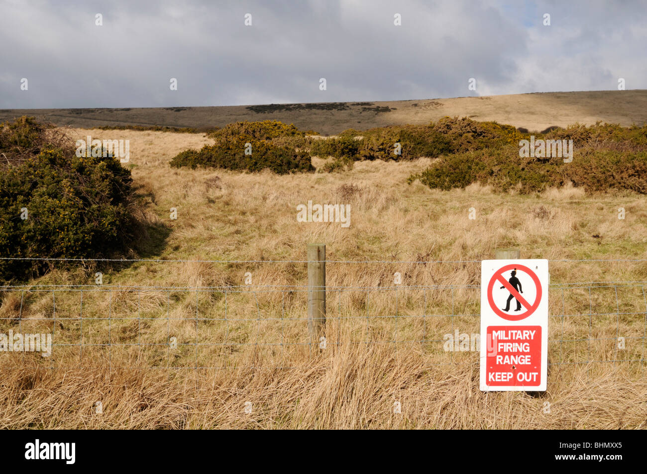 Military firing range sign hi-res stock photography and images - Alamy