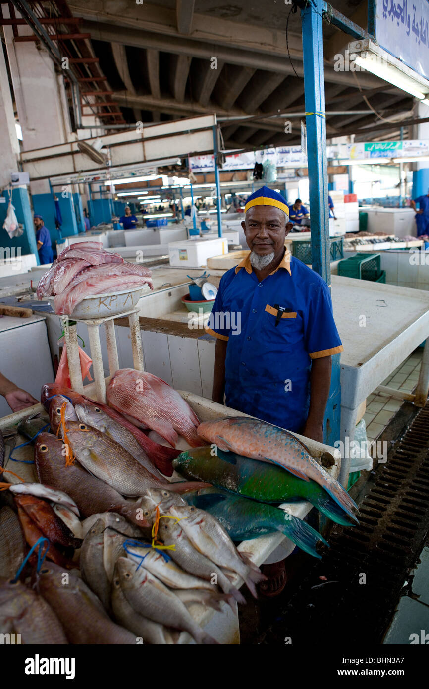 Fish market souk Jeddah Saudi Arabia Arabian food Stock Photo Alamy