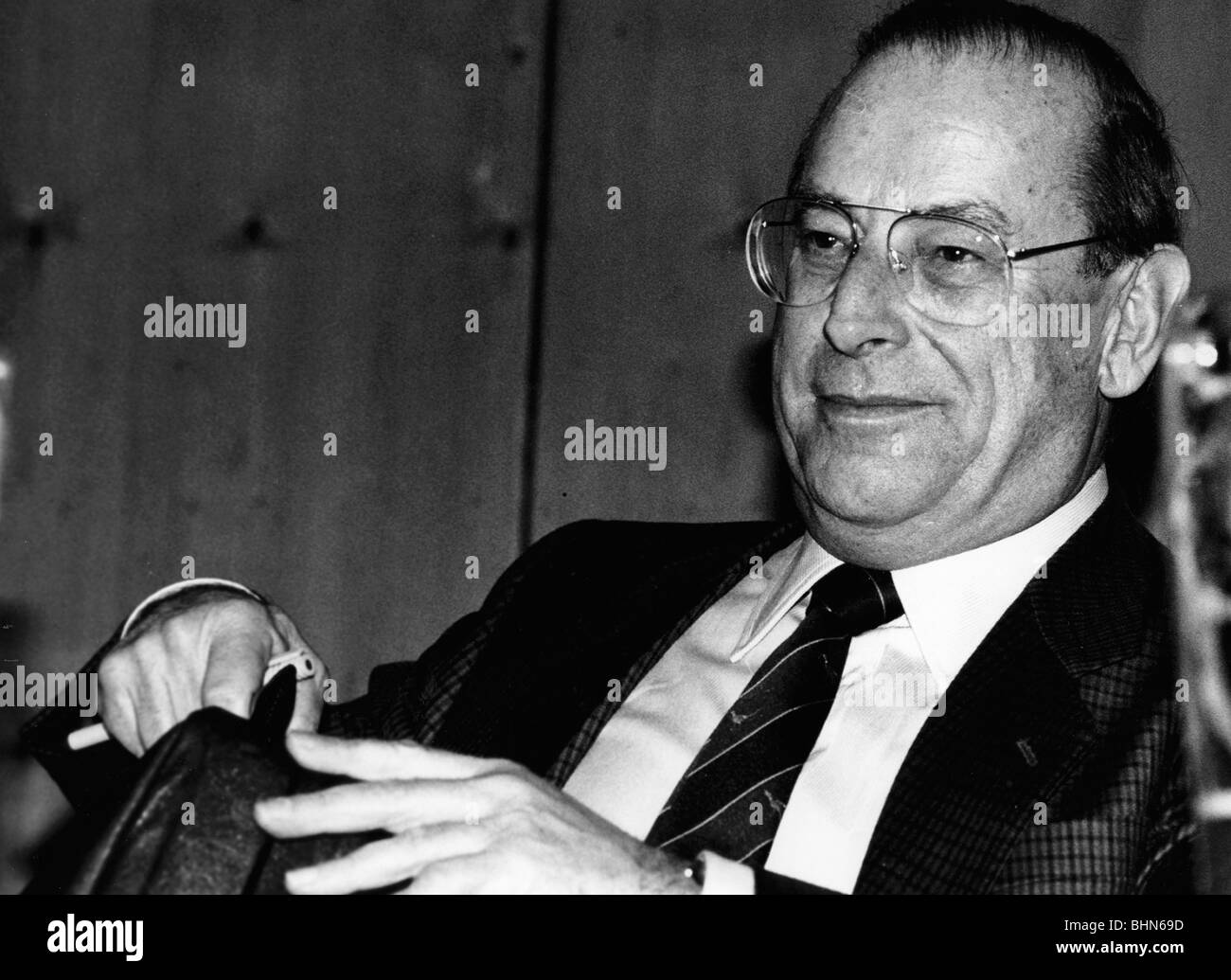 Zimmermann, Friedrich, 18.7.1925 - 16.9.2012, German politician (CSU), Halbfigur, 28.1.1985, Stock Photo
