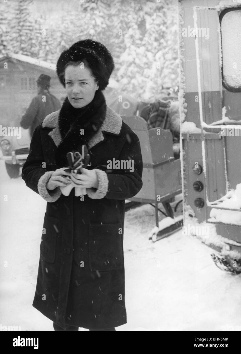 Schneider, Romy, 23.9.1938 - 29.5.1982, German actress, half length, winter holidays, Megeve, january 1963, Stock Photo