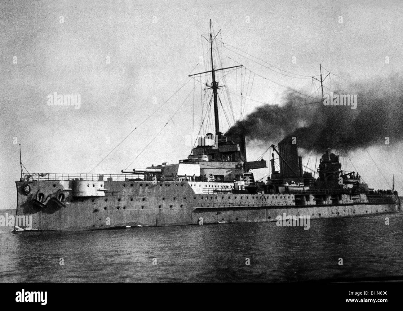 transport / transportation, navigation, warships, Germany, battlecruiser 'SMS Von der Tann', launched on 20.3.1909, scuttled in Scapa Flow on 21.6.1919, photo by Carl Speck, Kiel, 1909, Stock Photo
