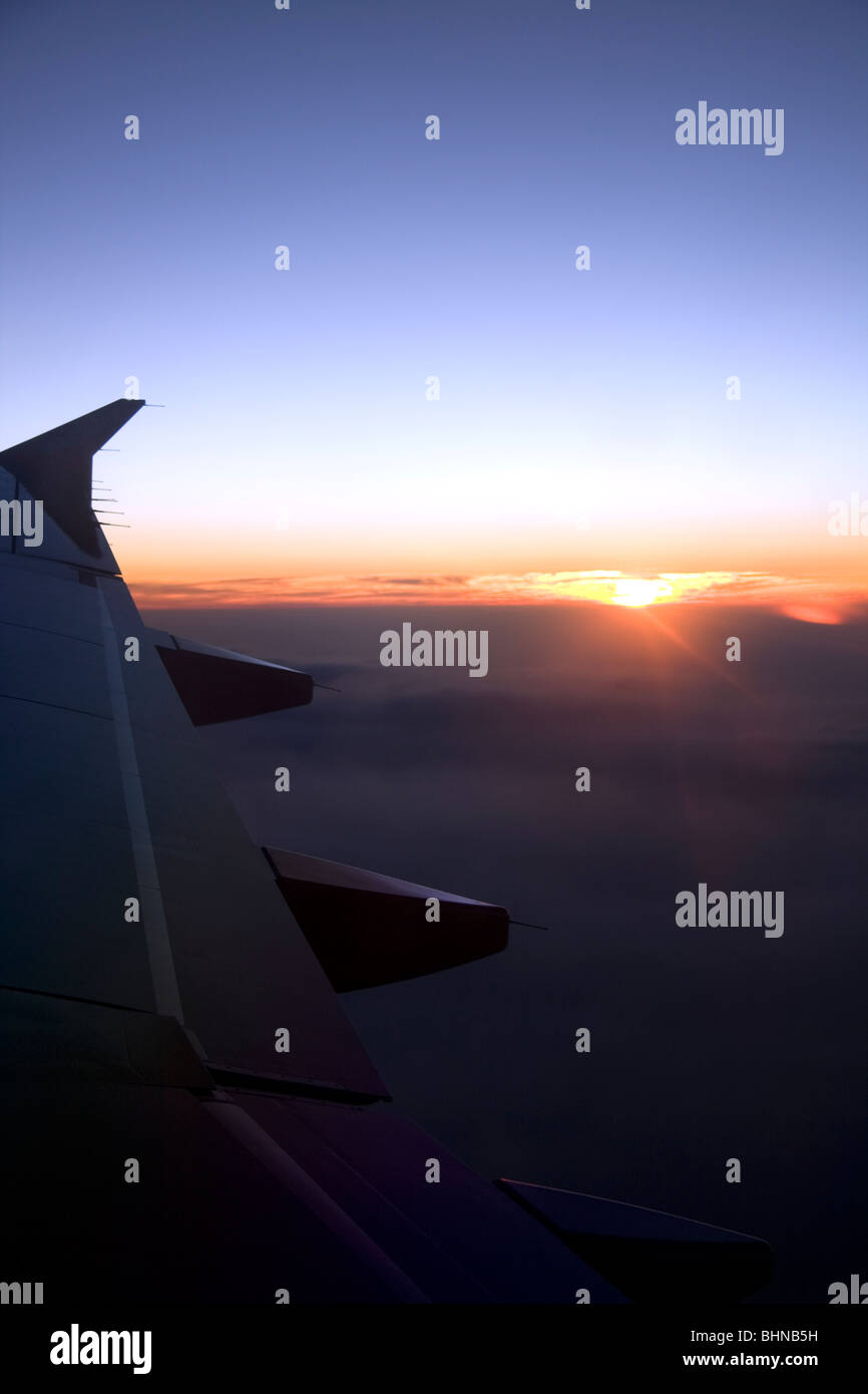 Clouds from an airplane hi-res stock photography and images - Alamy