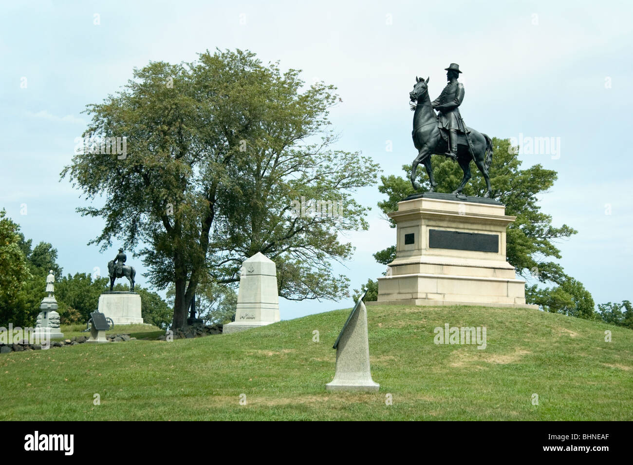 Picture of Civil War military statues on Culp's Hill at Gettysburg, PA