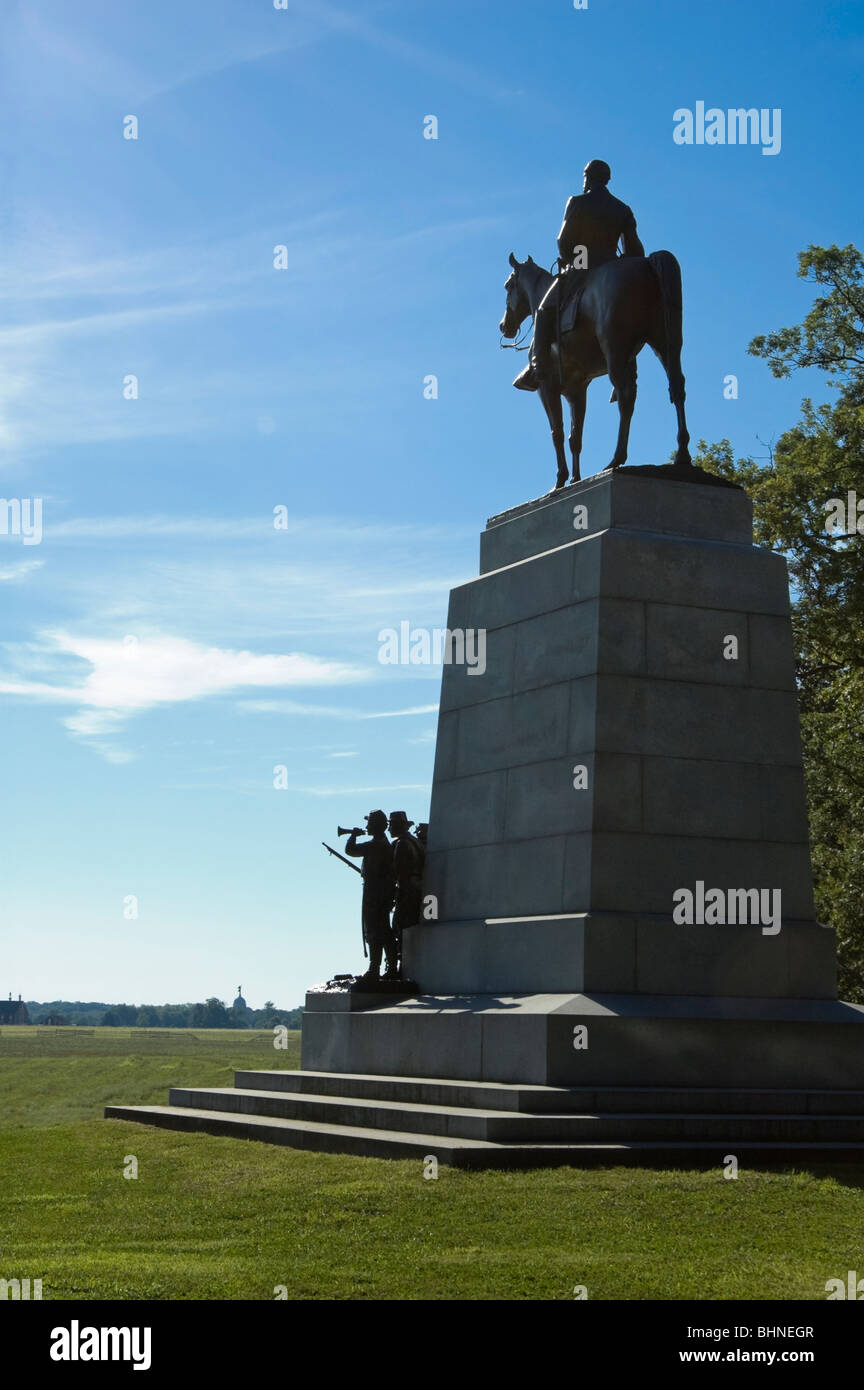 Picture of the Virginia Monument in silhouette at Gettysburg battlefield, Pennsylvania, USA., Robert E Lee statue on top. Stock Photo
