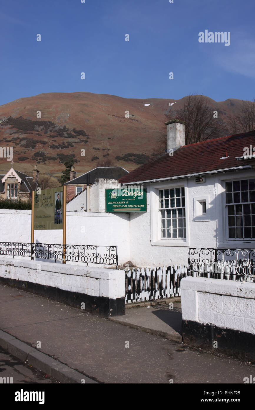 Daiglen of Scotland Kiltmakers Tillicoultry with Ochil hills