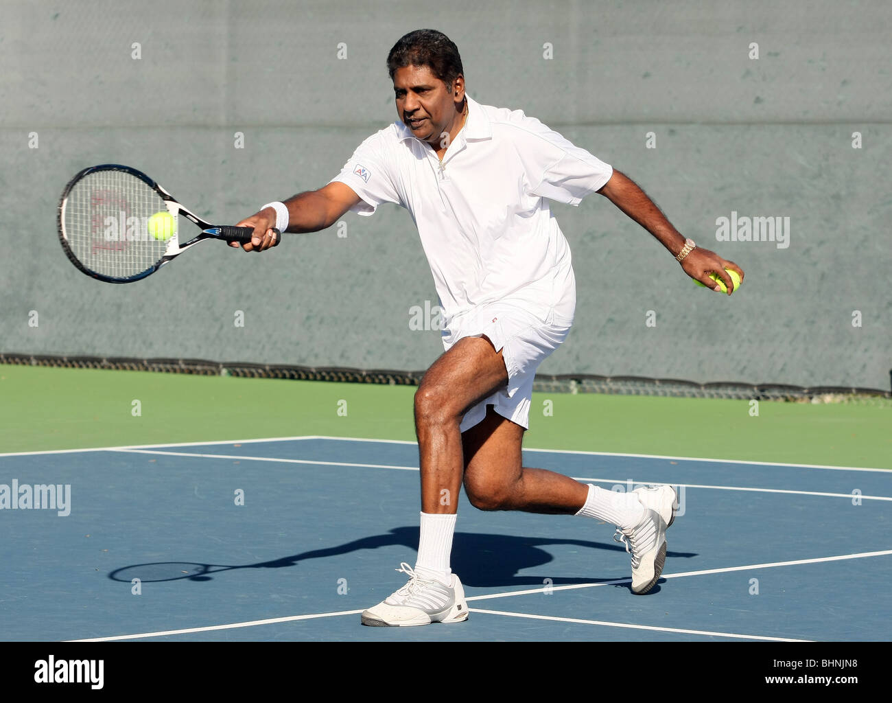 Vijay Amritraj High Resolution Stock Photography And Images Alamy