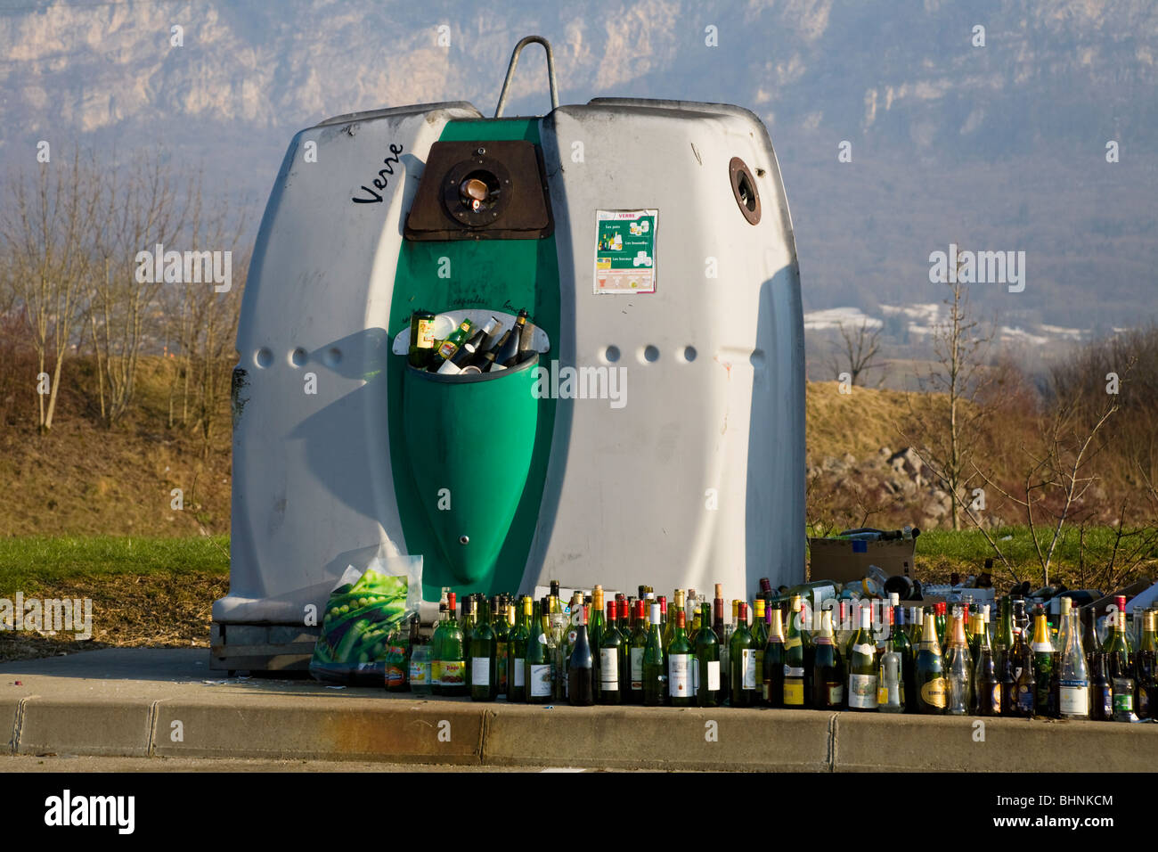 Glass recycling bottle bank High Resolution Stock Photography and