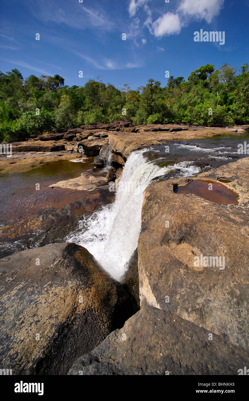 Tad Leuk falls. Tropical forest. Laos. Stock Photo