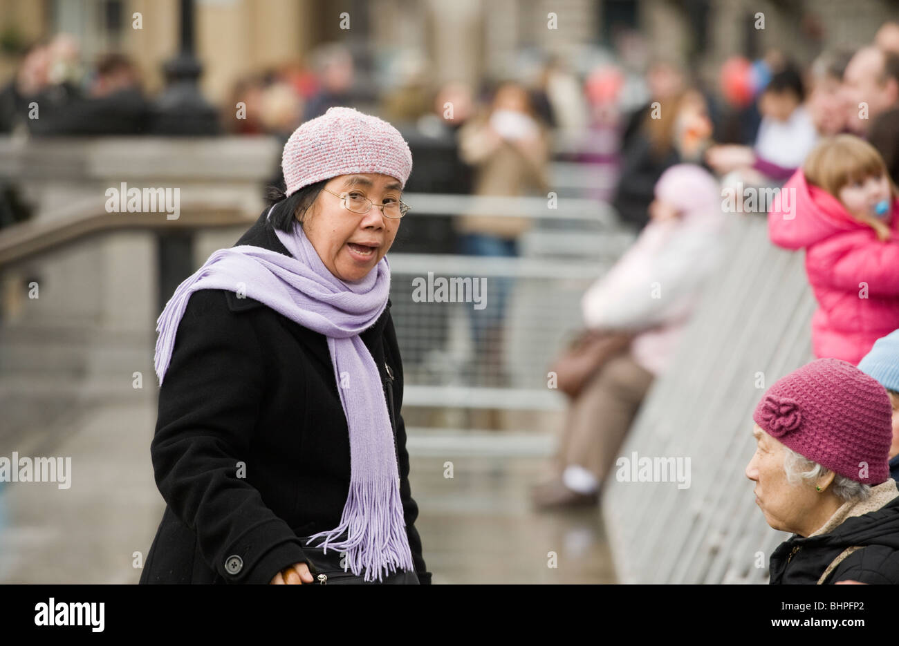 Chinese new year scarf hi-res stock photography and images - Alamy