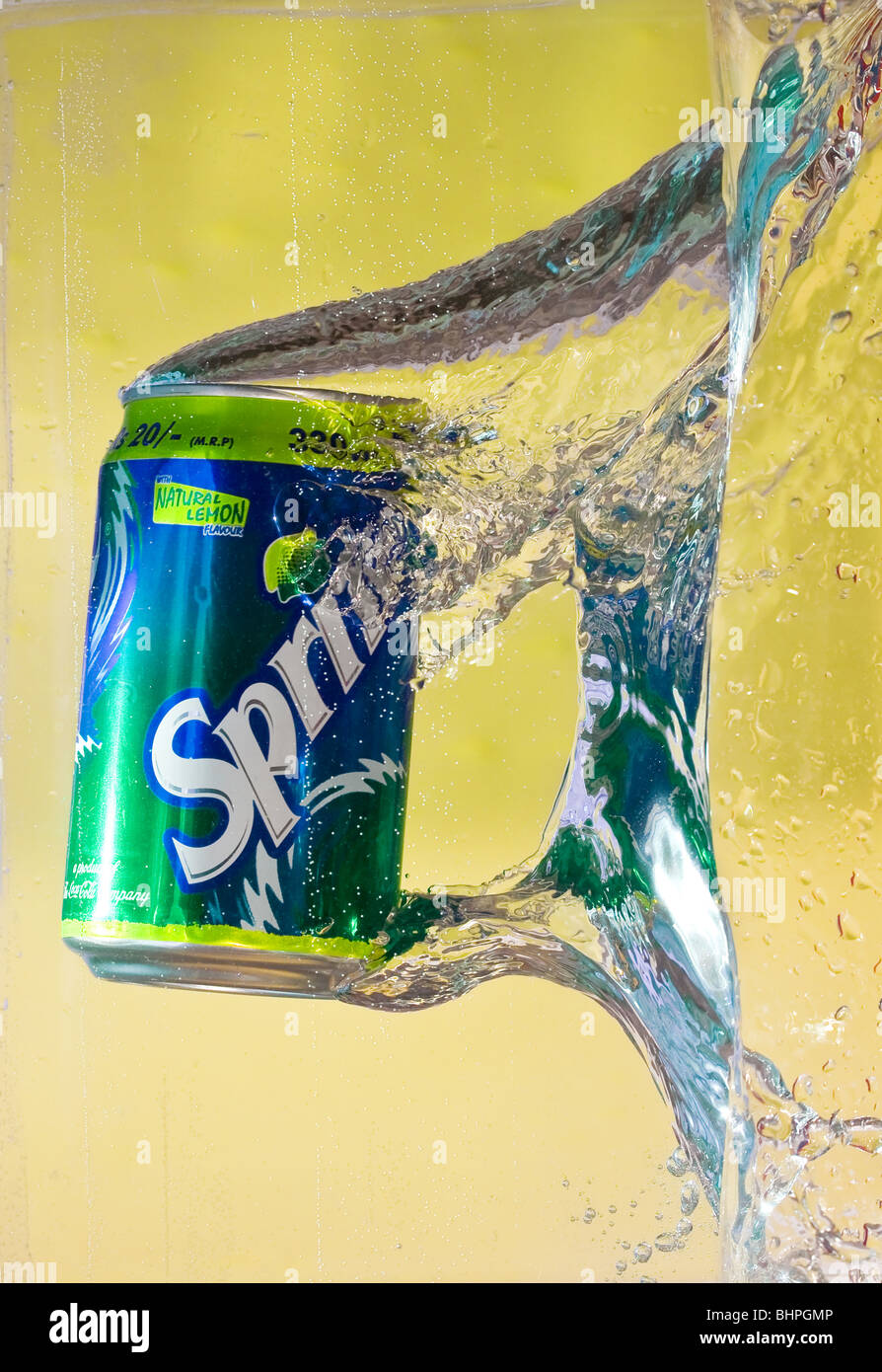 Sprite Cold drink dropped in water Stock Photo