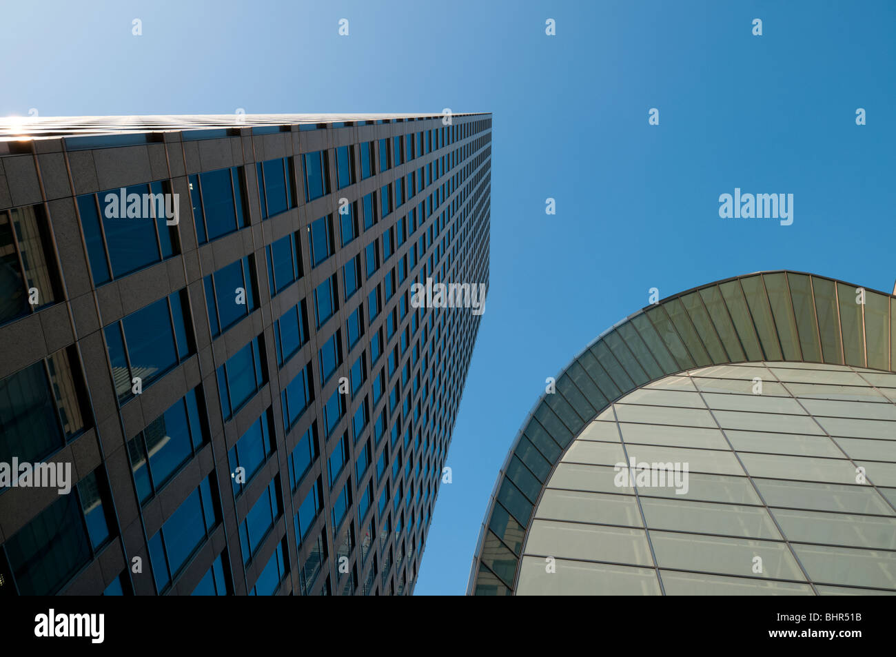 Canary wharf tower in docklands hi-res stock photography and images - Alamy