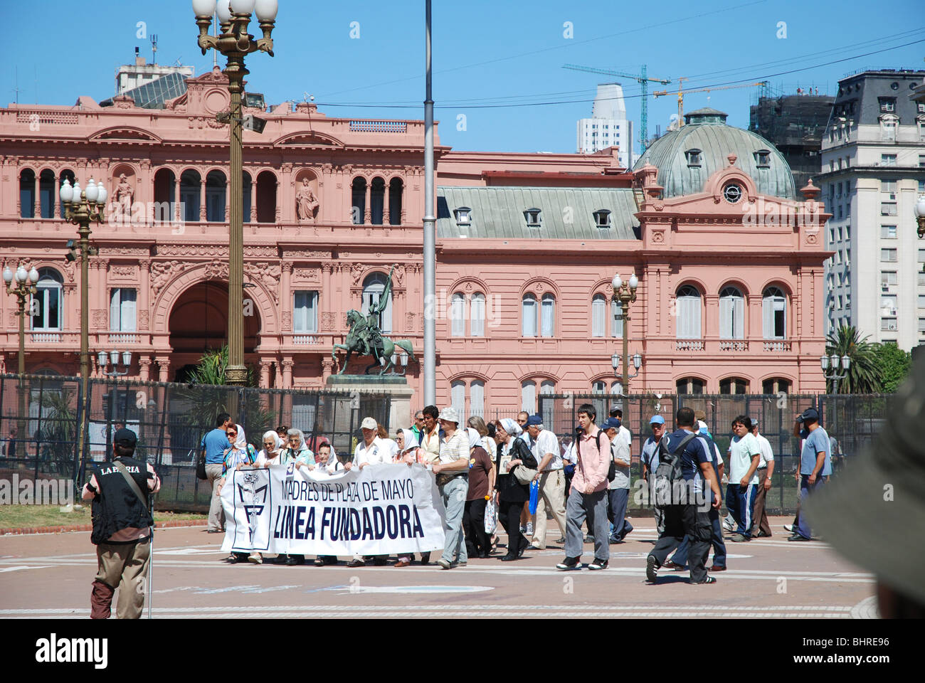 A demonstration in front of Casa Rosada ( pink palace ), the Presidential Palace in Plaza de Mayo Stock Photo
